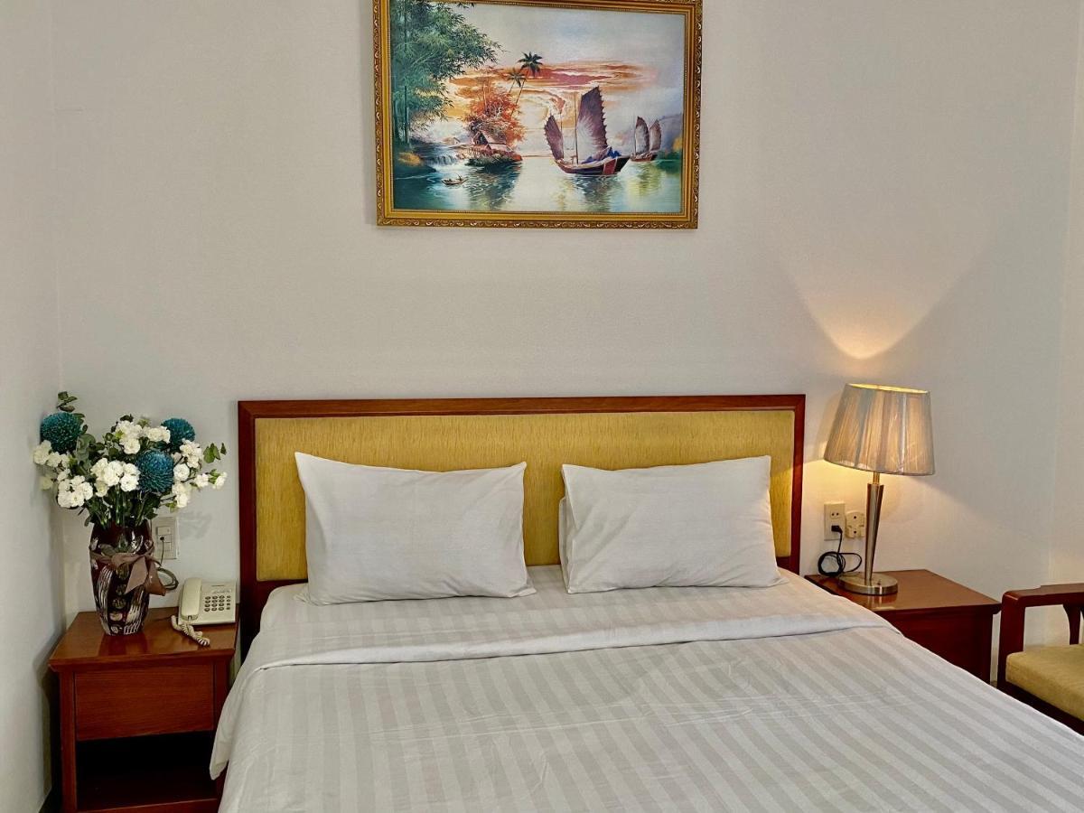 Reddoorz Ruby Star Hotel Truong Dinh Хошимин Экстерьер фото